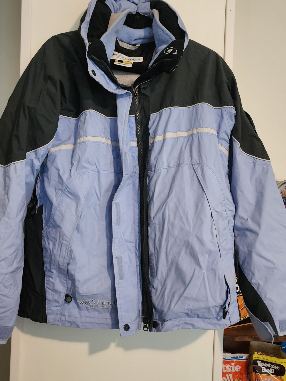 Columbia Light Purple and Black Womens Ski Jacket